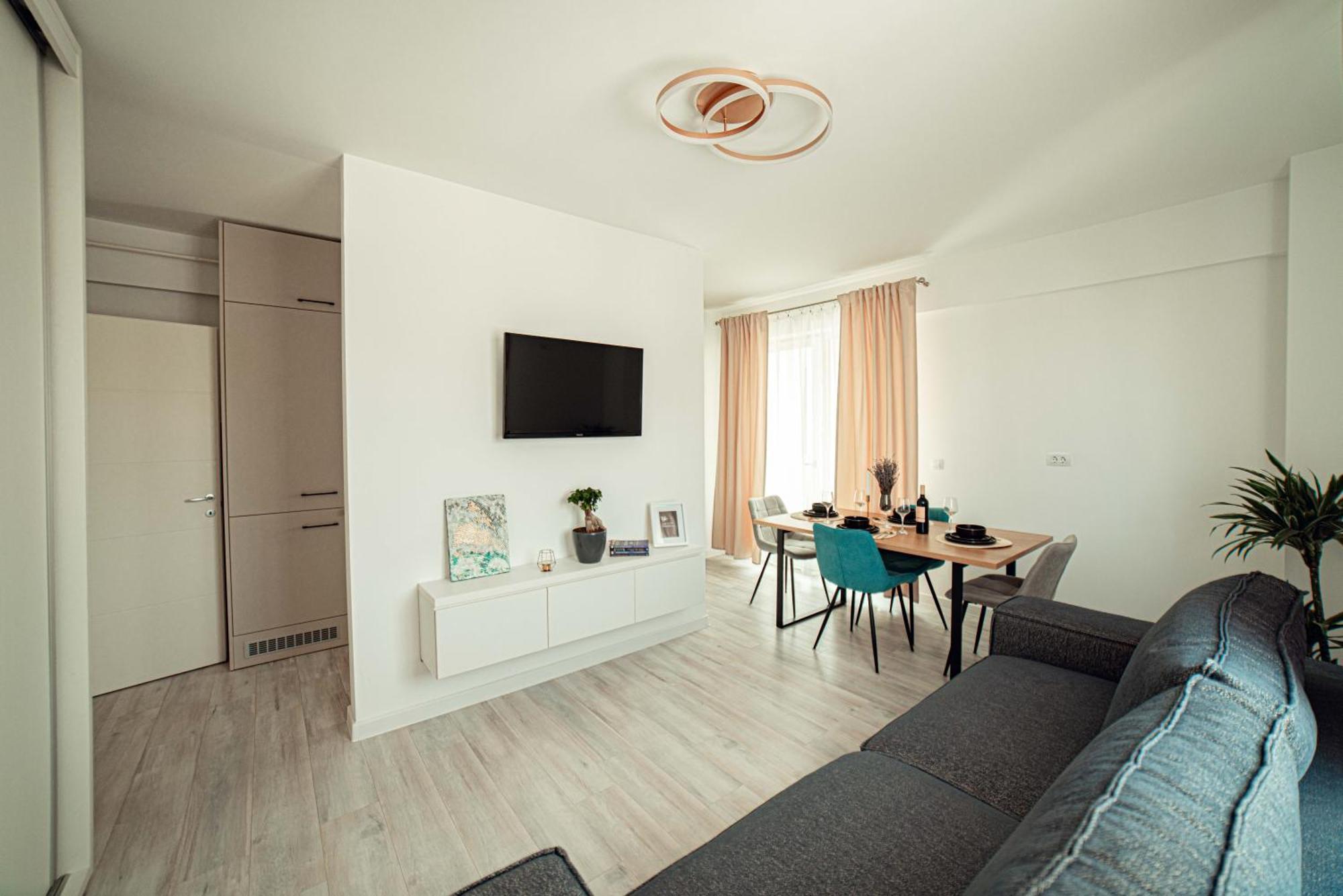 Palace Of Culture & Palas Mall Collection Suites & Studios Яш Екстериор снимка